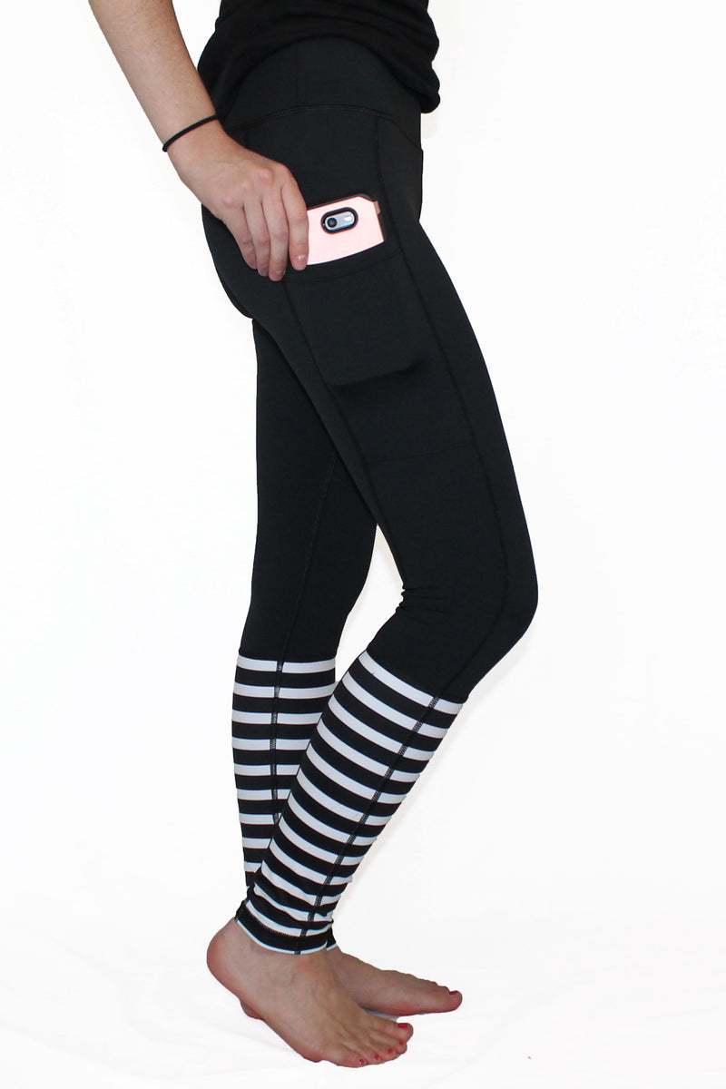 Buy Reebok Navy & White Cotton Color-Block Sports Leggings for Women Online  @ Tata CLiQ